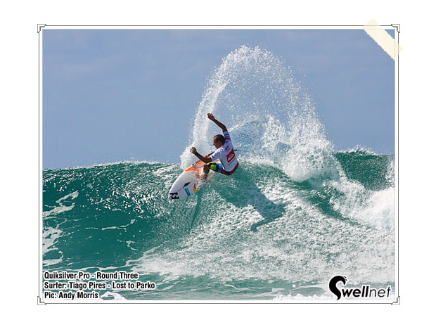 Quiksilver_pro_round_three_100309_02