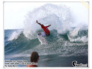 Quiksilver_pro_round_three_100309_09