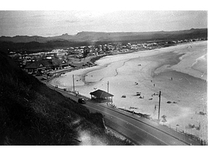 Kirra_1940s_webb